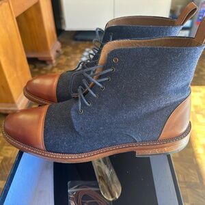 NAVY BLUE TAFT BOOT